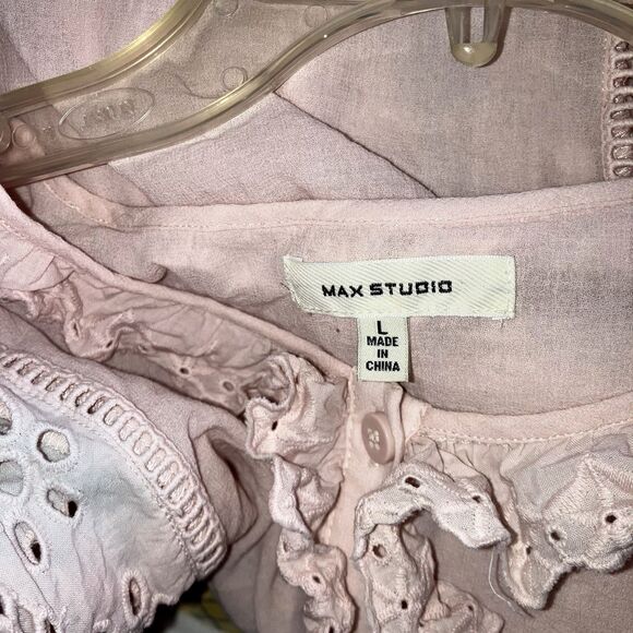 MAX STUDIO L 100% Cotton Eyelet Embroidered Sleeveless Neutral Rose Bohemian Top - Picture 3 of 5